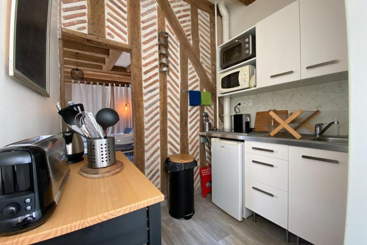 Typical Apartment In The Heart Of The City With Wifi Tours Luaran gambar