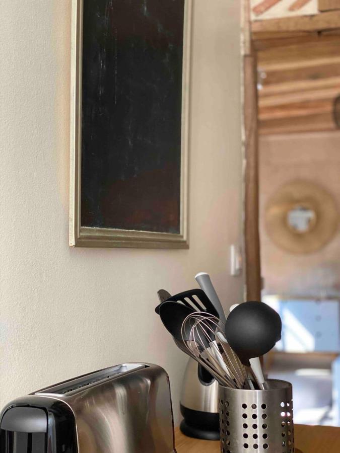 Typical Apartment In The Heart Of The City With Wifi Tours Luaran gambar